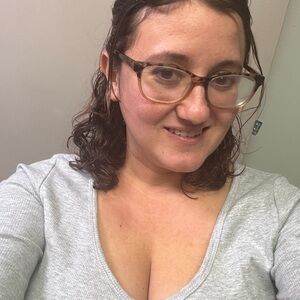 Meet your Posher Diane